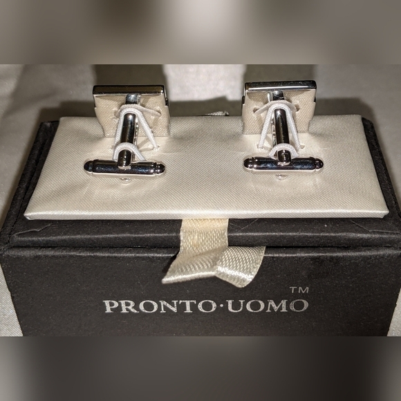 Pronto Uomo Men's Cuff Links Silver And Gold Tone Squares NIB Ribbed Cufflinks - Picture 4 of 6